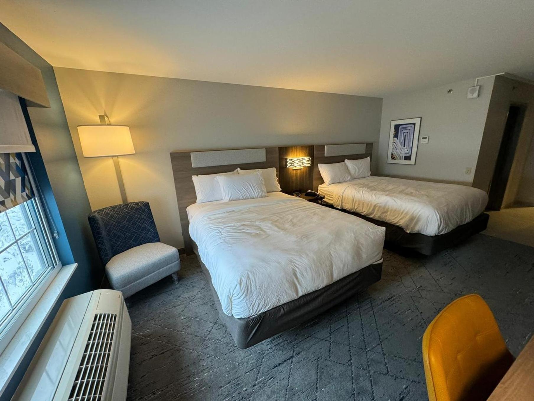 Holiday Inn Express & Suites Port Washington, An Ihg Hotel Buitenkant foto